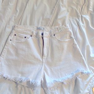 Abercrombie & Fitch Curve Love High Waist White Shorts
